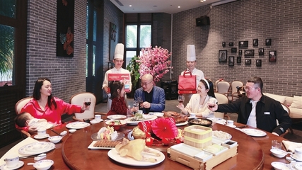 三亞年夜飯“花樣”多 家宴服務(wù)滿(mǎn)足多元需求